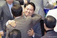 "끝까지 해보겠다"…장동혁이 '최초·최장' 필리버스터로 얻은 것은?