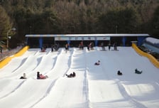 "겨울에만 느낄 수 있는 쾌감" 안산도시공사 '안산썰매장' 개장