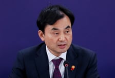 국방장관, 성탄절 맞아 "내란의 상흔 치유"…北핵잠수함·미사일 언급 없어