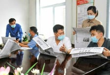 북한 노동신문, 일반 국민도 접근 가능해진다…정부 다음주 공식 조치
