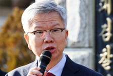 "의사 수 1만8700명 부족? 근거 대라" 의협회장, 단식 카드 꺼낼까