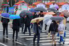 [내일 날씨]전국 곳곳에 눈·비…아침 최저기온 영하 7도 '쌀쌀'