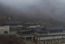 LG전자, '산불 피해' 고운사에 모듈러 주택 스마트코티지 기증