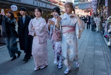 일본, 출국세 3배 띄우더니...박물관 '외국인 입장료' 3배 더?