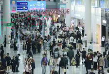 "기름값 괜찮은데 항공권 가격은 왜"…유류할증료, 6개월 새 2배↑