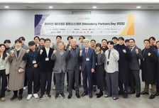 라온메타 파트너사 1년만에 11곳→31곳... AI메타버스 실습 정착