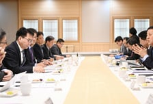 '경제 대도약 전략TF' 가동…분야별 경제혁신·구조개혁 방안 시리즈 발표