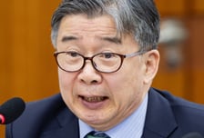 이재명 대통령, 유철환 국민권익위원장 면직안 재가