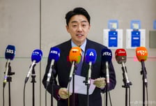 강훈식 실장, 5.6조 '다연장로켓' 천무 계약에 "K-방산 4대 강국 본격화"