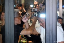 회장님 대신 "형"…치맥이 만든 수백억짜리 광고, 대중들도 '열광'