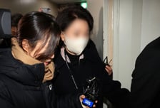 경찰, '전재수 금품 수수 의혹' 통일교 전 비서실장 자택 압수수색