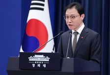 청와대 "내년 1월부터 47개 모든 부처 대상 정책 생중계 확대"