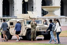 트럼프 "시카고·LA 등에서 주방위군 철수…범죄 늘면 다시 배치"