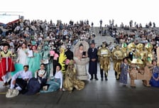 "또 보러 왔어요"…K-예술 뒤흔든 '회전문 관객'의 힘