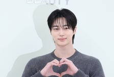 변우석, 새해 첫날부터 1억 기부…"여성청소년 위해 써달라"