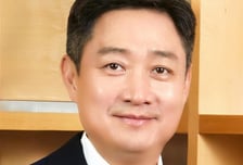 LGU+ 홍범식 "숨기기보단 솔직하게…신년 키워드는 '신뢰'"