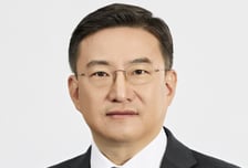 김남정 동원그룹 회장 "AI 역량 강화 위해 노력해야…단순 업무는 AI에"