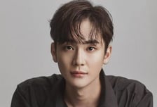 조윤우 결혼·은퇴 동시 발표…"15년 배우 생활 접는다"