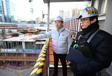 오세훈 "주택 공급 안전사고 최소화"…영등포구 재건축 현장 방문