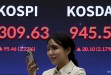 삼전·하이닉스 나란히 '신고가'..."지금 더 사도 되나" 증권가 전망은