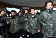 성일종 국방위원장 "위병소에 총 대신 '삼단봉'…軍지휘부 책임 물어야"