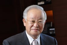 "해외로 무대 넓히고 AI 역량 키워야"…병오년 해법 제시한 식품·유통업계