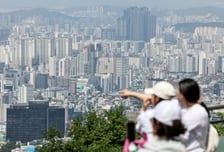 "규제 여기서 피한다"...감정가 34억 압구정 아파트, 52억에 낙찰