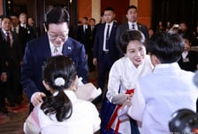 이재명 대통령 지지율, 4주 만에 반등 '54%' …민주 46%·국힘 36%