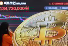 "베네수엘라 사태, 큰 영향 없네" 안심…비트코인 9.3만달러 회복