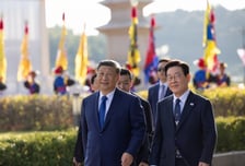 [속보]이재명 대통령, 시진핑 만나 "한중, 국권 피탈 시기 국권 회복 위해 손잡고 싸웠다"