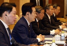 李대통령 "천만금보다 귀한 서로의 이웃… 벽란도 정신 되살리자"