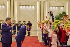 [속보]"이재명 대통령-시진핑 주석, 바둑·축구 분야 교류 추진"