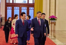 [속보]이재명 대통령, 국빈 방중…"161개사 400여명 경제사절단 동행"