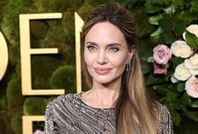 안젤리나 졸리, LA 저택 팔고 미국 떠난다…새로운 거처는 어디?