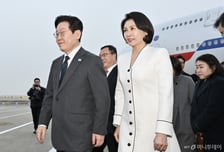 이재명 대통령, 中 상하이 도착…천지닝 당 서기와 곧 만찬