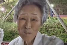 "7남매 키워준 학교"…시금치 팔아 모은 돈 기부한 90세 할머니