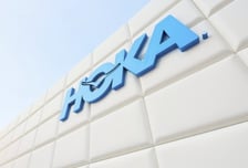 러닝 붐에 잘 나갔는데...전 거래처 직원 때려 '골절', 호카 총판 사과문