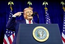 "11월 중간선거 지면 또 탄핵 위기" 트럼프, 공화당에 결집 호소