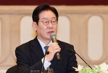 이재명 대통령 "혐중·혐한 해소 진척될 것…쿠팡 범죄자가 중국인? 어쩌라고"