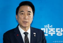 與박수현 "국힘 윤리위원장, 사이버 내란 모의…中 총선개입 허위 주장"