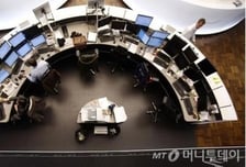 방산주가 이끈 독일 증시 '후끈'… 닥스 지수 사상 첫 2만5000 돌파