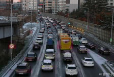친환경차에 밀려 경유차 '멸종위기'