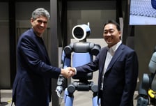 "中 로봇은 사람 모방, 우리는 슈퍼 휴먼"…보스턴다이나믹스의 자신감