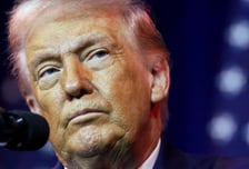 1인당 최대 1.4억 지급...트럼프, 그린란드 사들이나?