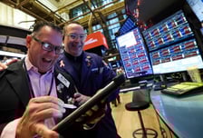 기술주 팔고 방산주 사고…알파벳 시총 4조 눈앞[뉴욕마감]