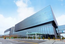 "삼성바이오로직스, 6공장 착공 등 모멘텀 기대"…목표가↑-iM