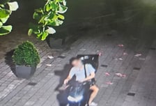 "낯 뜨겁다" 강남 거리 다시 뒹군 전단지…잡고 보니 또 그 일당