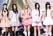 아이돌 귀국 정보 빼내 실시간 추적…소속사 "피해 심각, 법적대응"