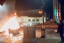 이란 시위 2주째…하메네이 "강경 진압"vs 트럼프 "미국 개입할 수도"