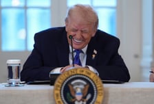 트럼프, 베네수 사업 참여 요구하자…엑손모빌 "투자 부적합 국가"